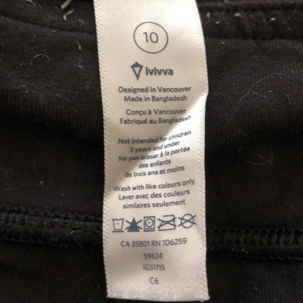 Ivivva Girls reversible leggings size 10